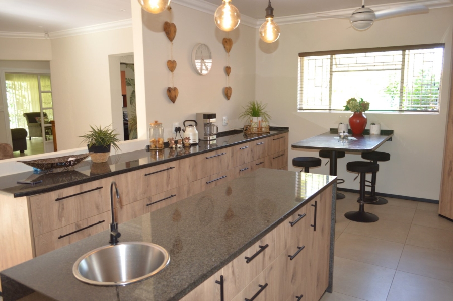 3 Bedroom Property for Sale in Wilkoppies North West